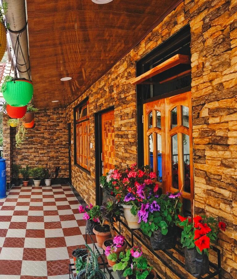 White Peak Homestay Νταρτζίλινγκ Εξωτερικό φωτογραφία